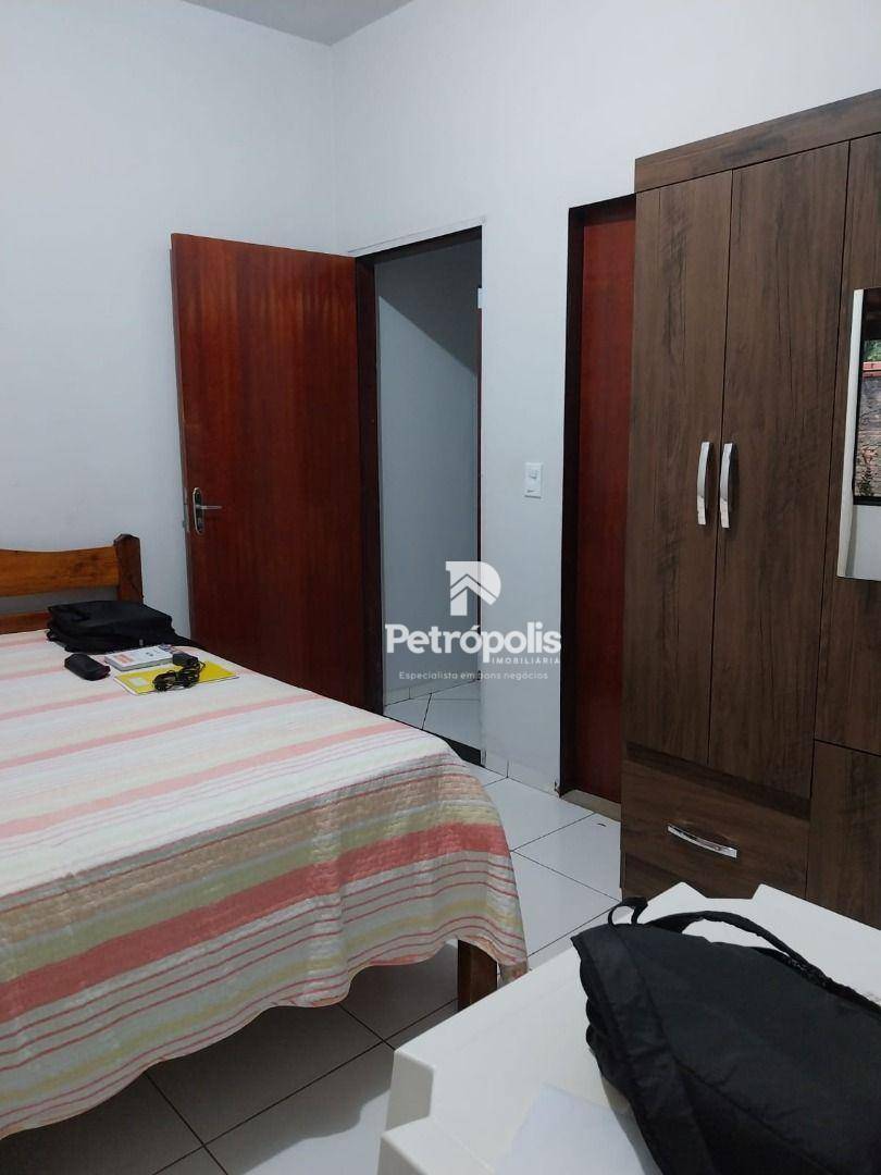 Casa à venda com 3 quartos, 235m² - Foto 5