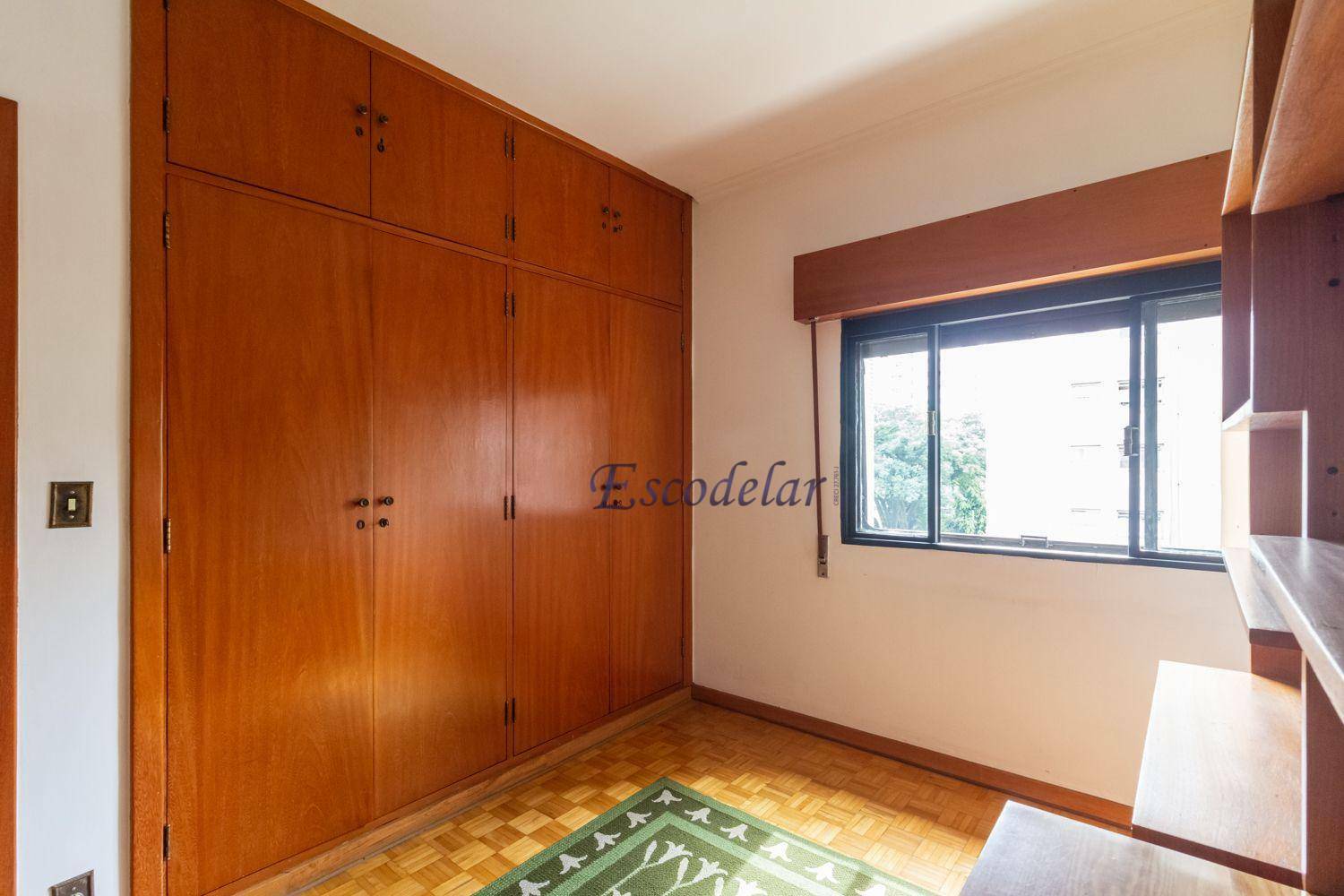 Apartamento à venda com 4 quartos, 220m² - Foto 13