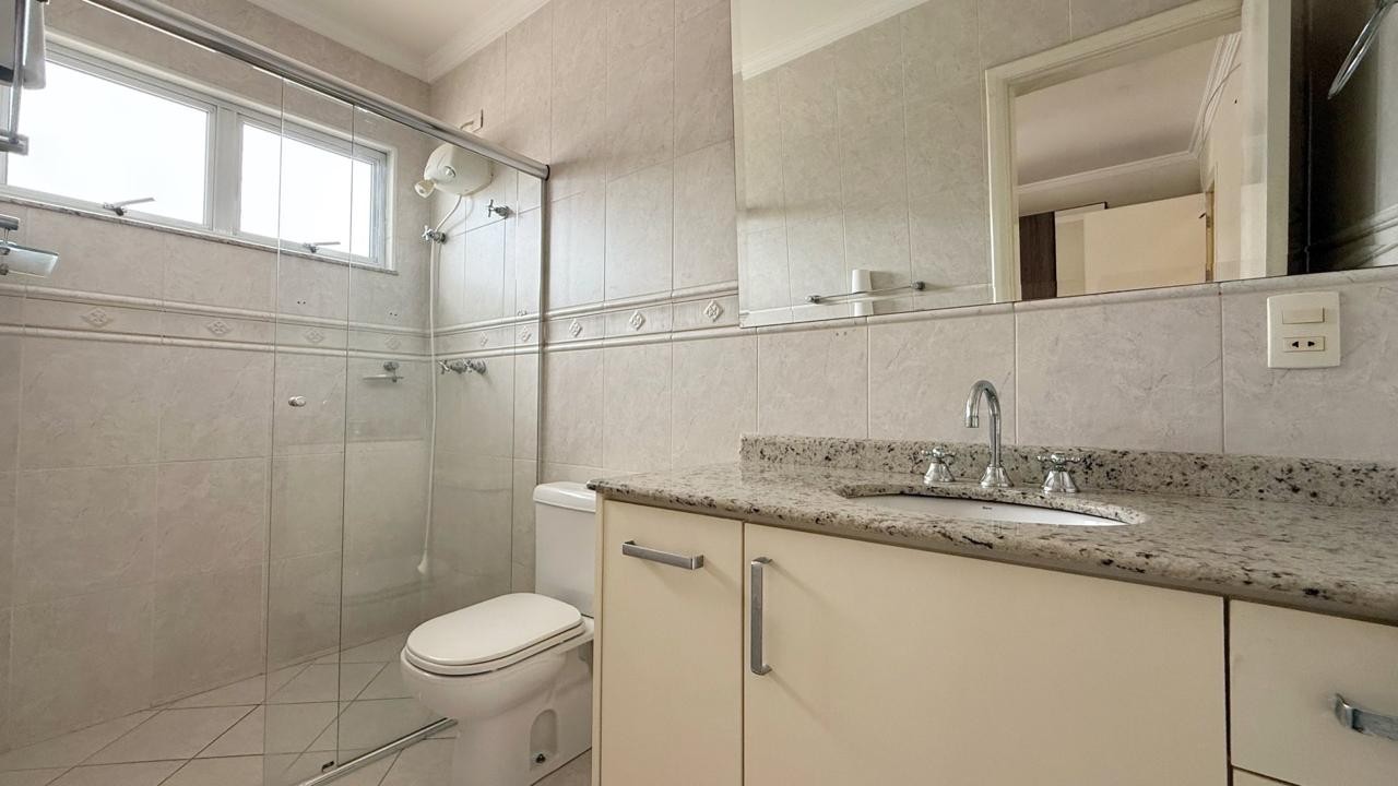 Casa para alugar com 3 quartos, 357m² - Foto 14