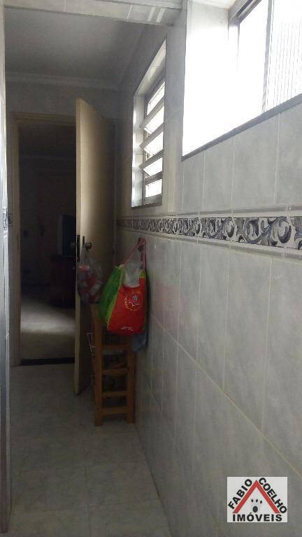 Apartamento à venda com 3 quartos, 76m² - Foto 17