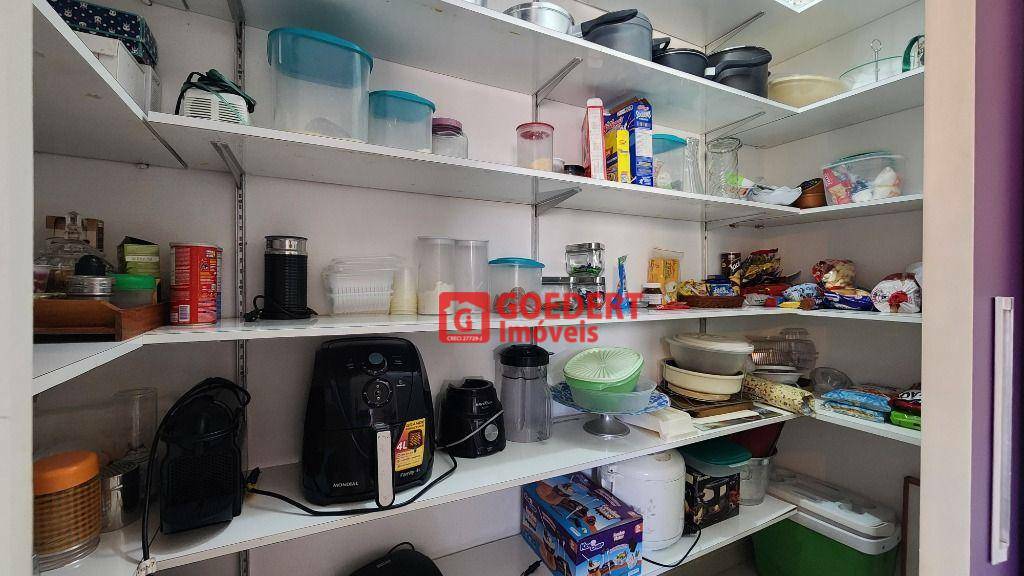 Apartamento para alugar com 3 quartos, 168m² - Foto 16