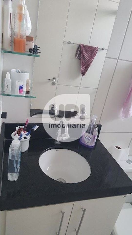 Apartamento à venda com 2 quartos, 45m² - Foto 1