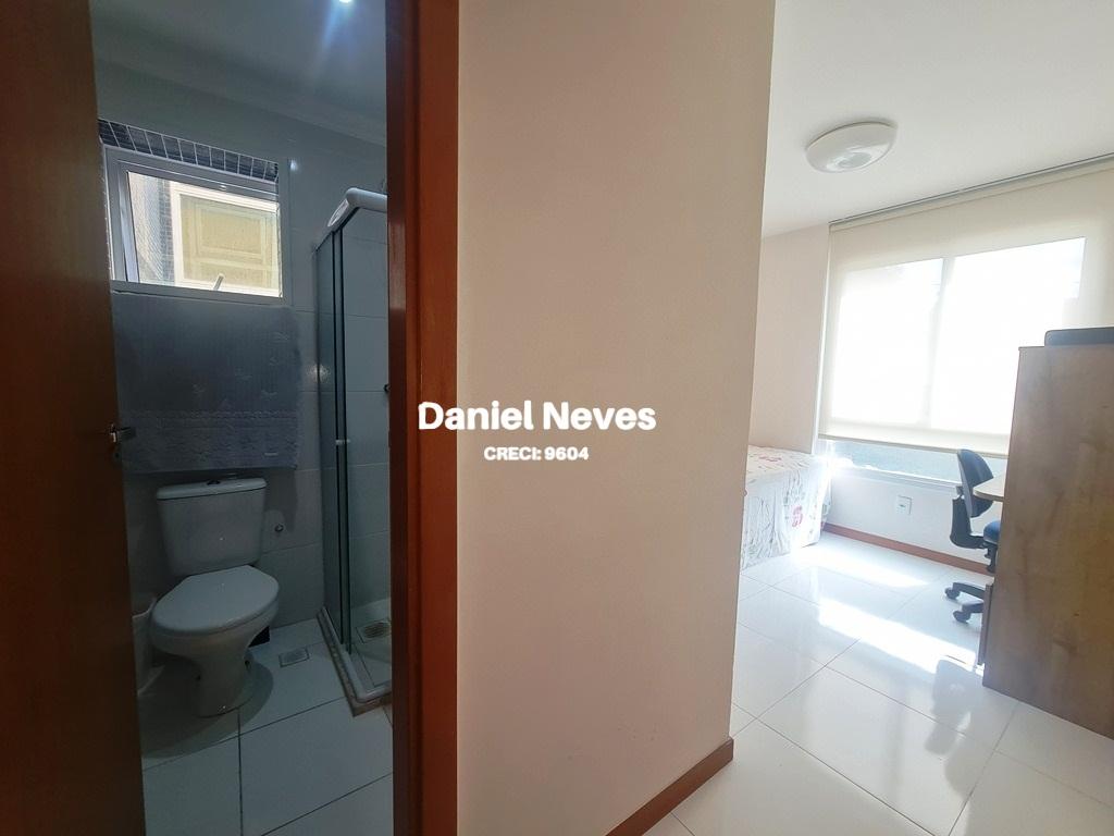 Cobertura à venda com 4 quartos, 240m² - Foto 9