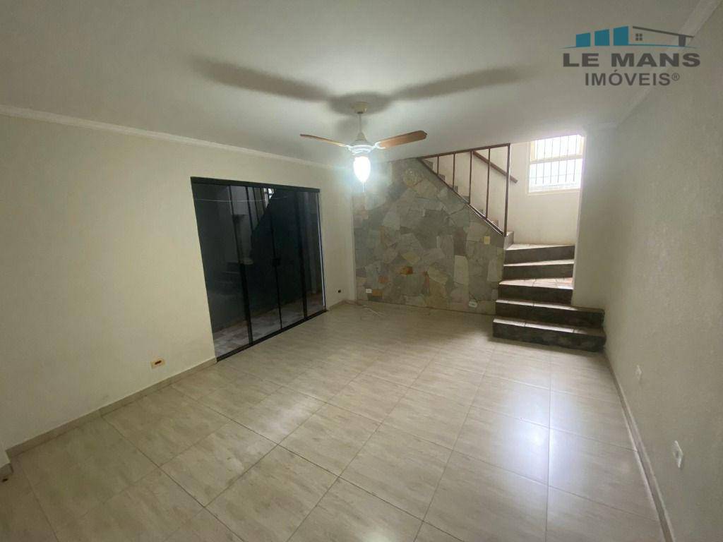 Casa à venda com 3 quartos, 155m² - Foto 5