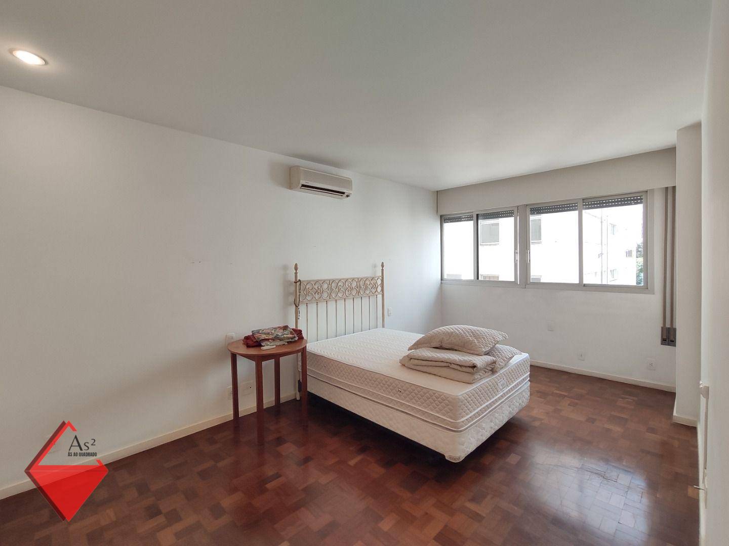 Apartamento à venda com 3 quartos, 222m² - Foto 28