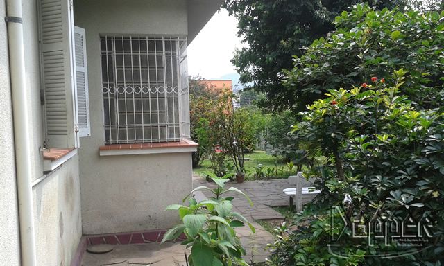 Casa à venda com 3 quartos, 160 - Foto 11