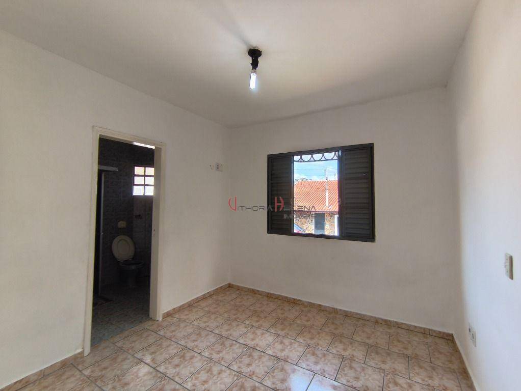 Casa para alugar com 2 quartos, 140m² - Foto 21