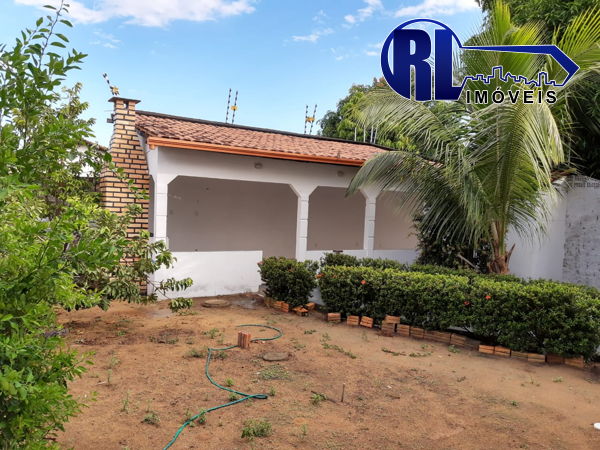 Casa à venda com 3 quartos, 100m² - Foto 2