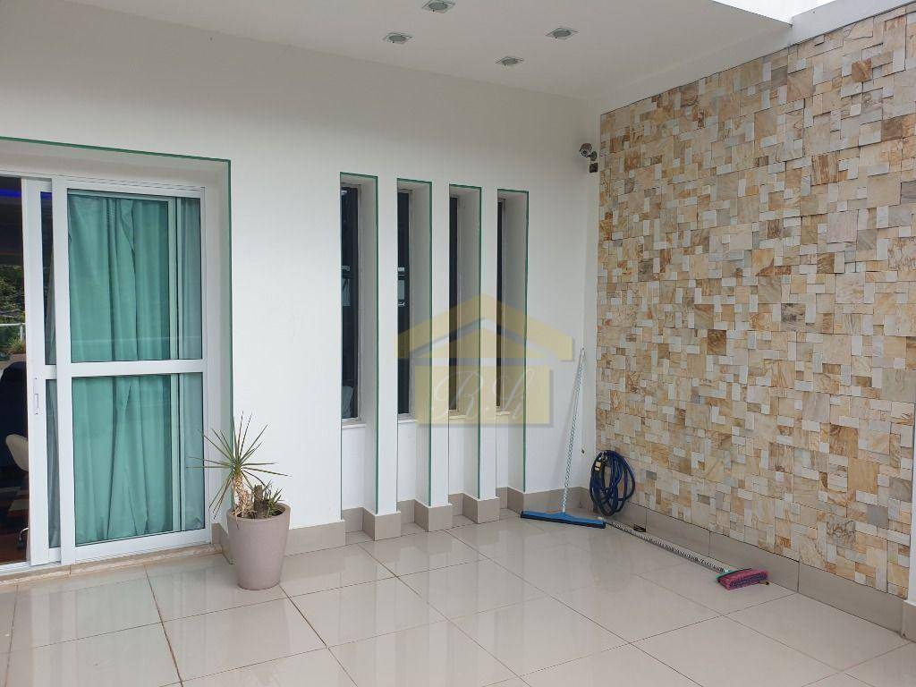 Sobrado à venda com 3 quartos, 320m² - Foto 47