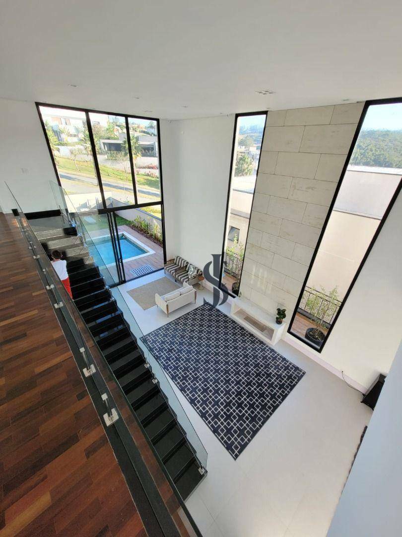 Casa à venda com 4 quartos, 350m² - Foto 14