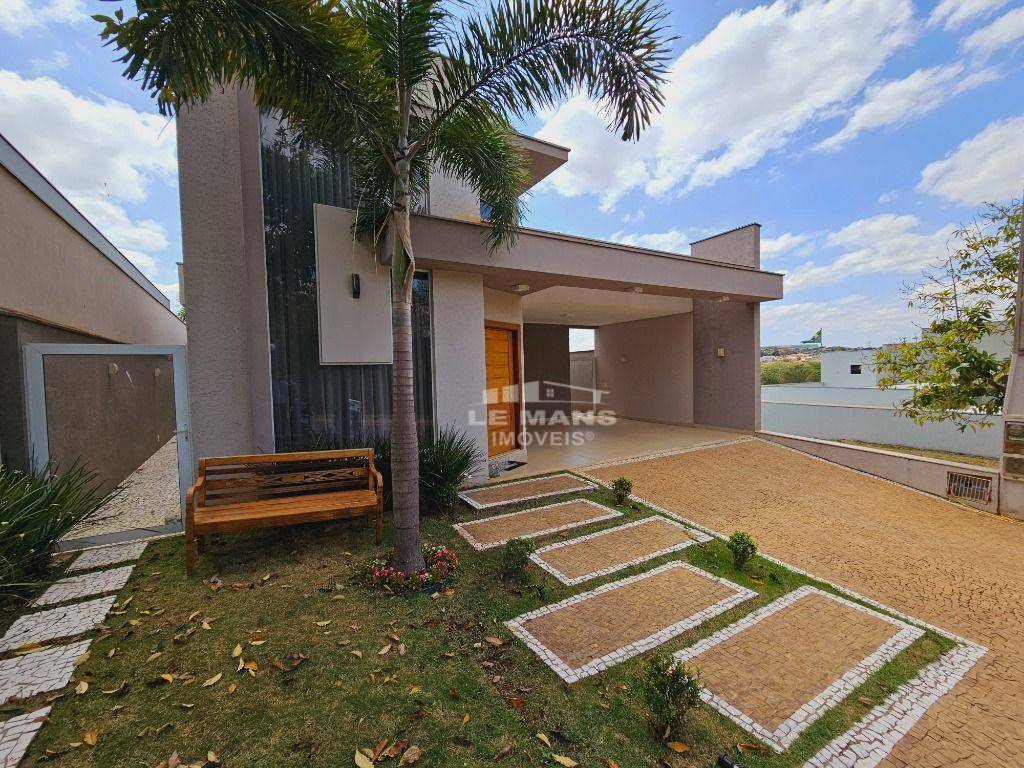 Casa de Condomínio à venda com 3 quartos, 208m² - Foto 3