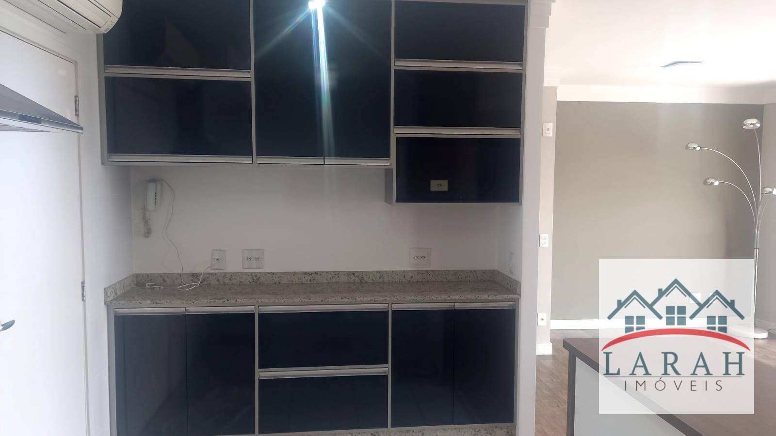 Apartamento à venda com 3 quartos, 95m² - Foto 3