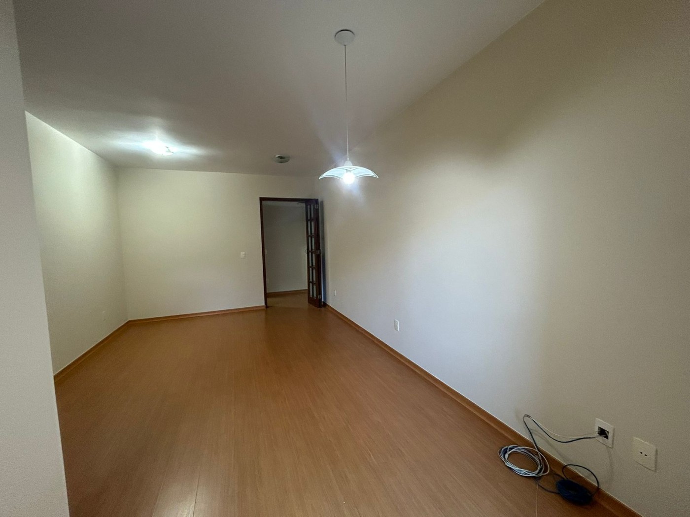 Apartamento para alugar com 2 quartos, 72m² - Foto 4