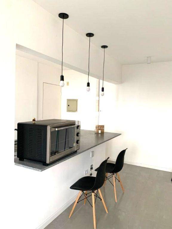 Apartamento à venda com 2 quartos, 58m² - Foto 4