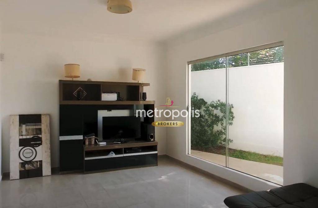 Casa à venda com 3 quartos, 1220m² - Foto 16