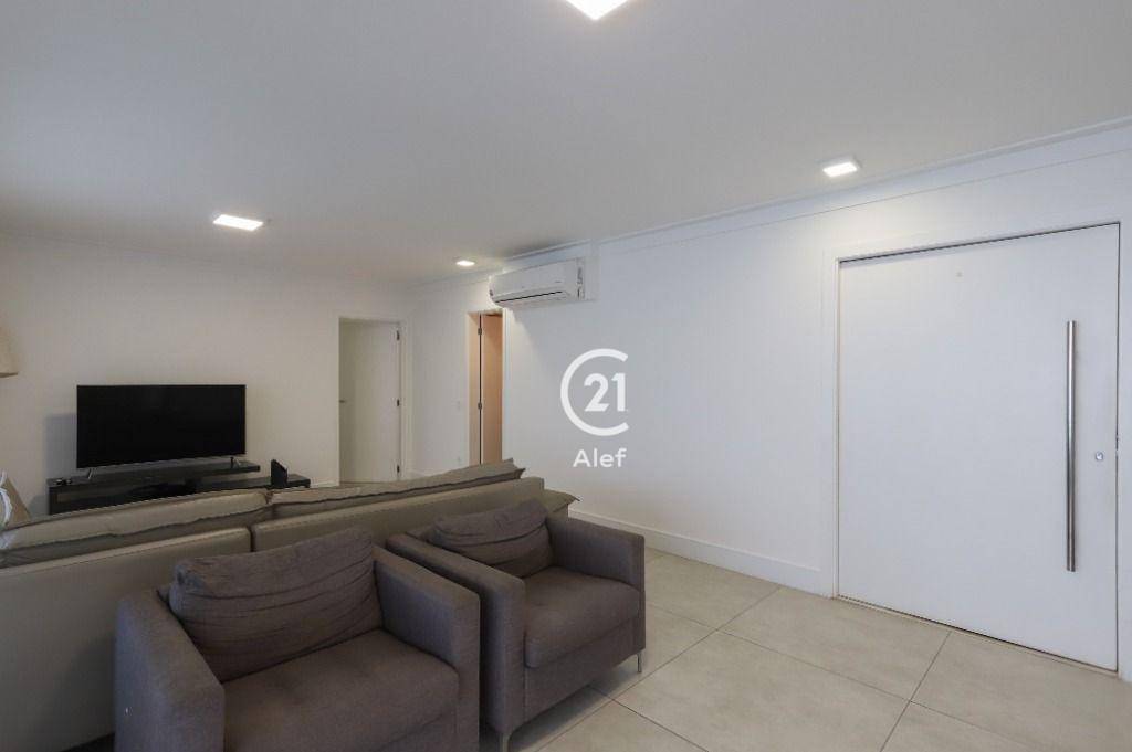 Apartamento à venda e aluguel com 4 quartos, 241m² - Foto 6