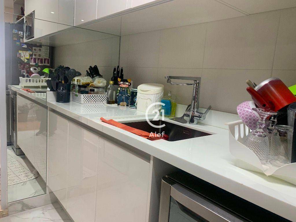 Apartamento à venda com 2 quartos, 94m² - Foto 31