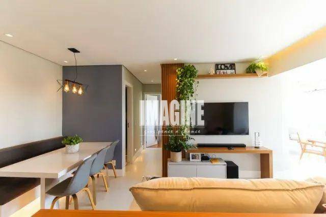 Apartamento à venda com 2 quartos, 67m² - Foto 2