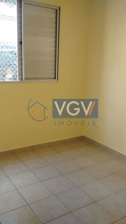 Apartamento à venda e aluguel com 2 quartos, 50m² - Foto 2