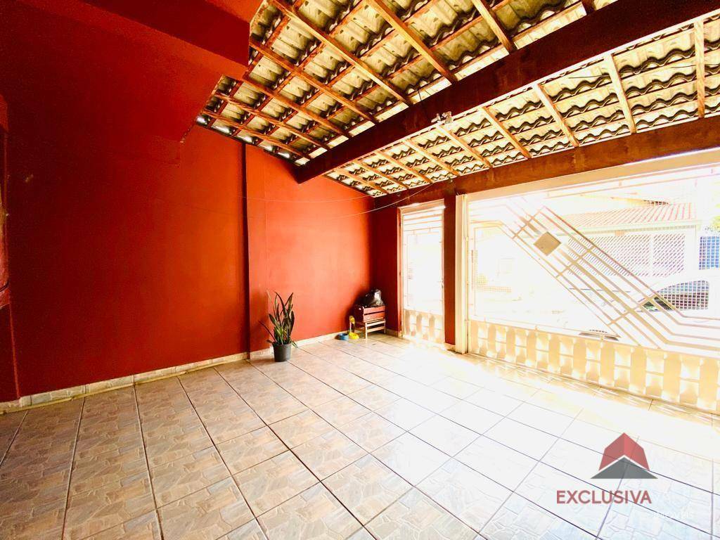 Casa à venda com 3 quartos, 172m² - Foto 2