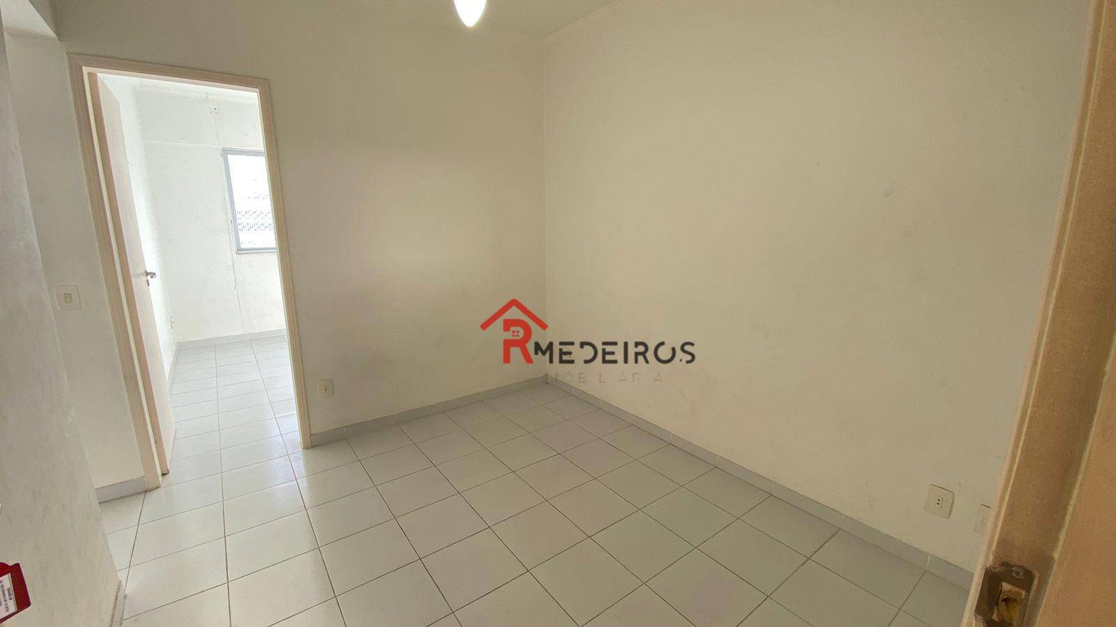 Apartamento à venda com 1 quarto, 30m² - Foto 7