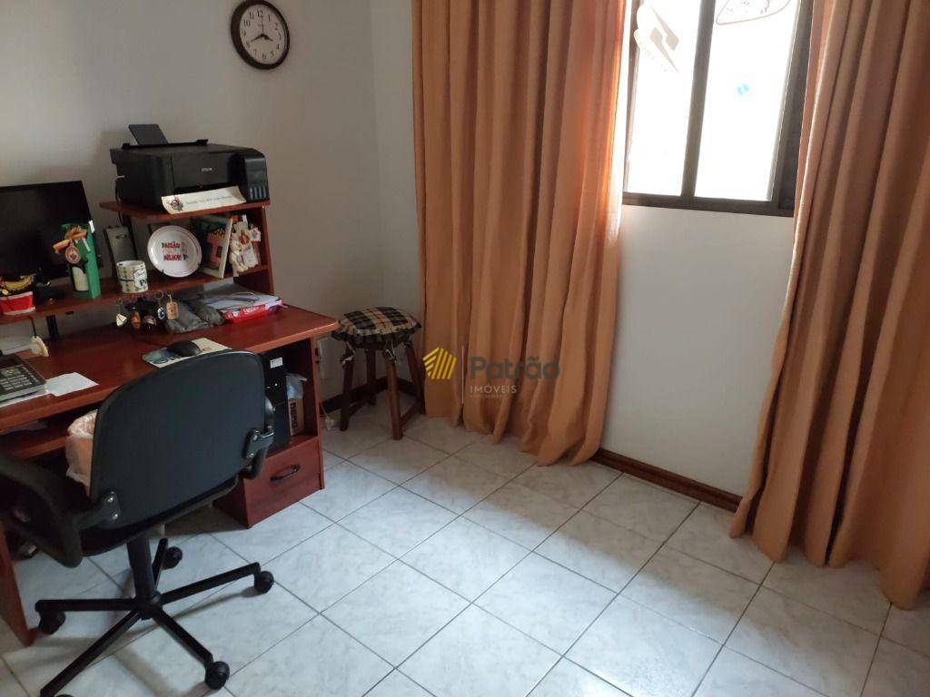 Casa à venda com 3 quartos, 156m² - Foto 9