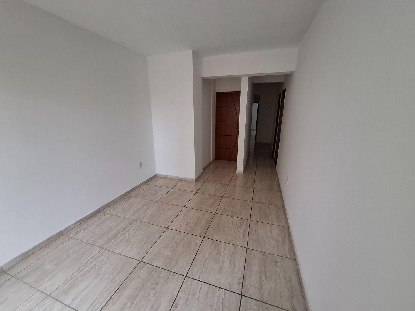 Apartamento à venda com 3 quartos, 110m² - Foto 4