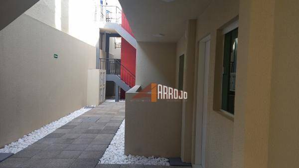 Apartamento à venda com 2 quartos, 40m² - Foto 3