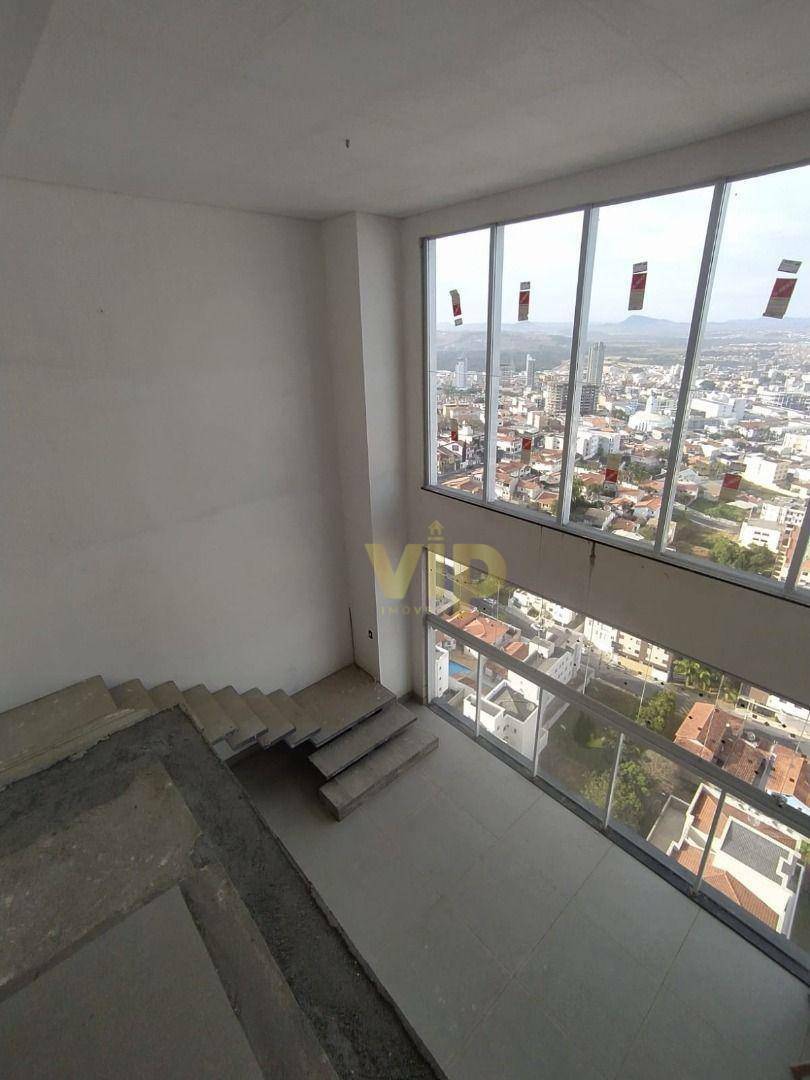 Apartamento à venda com 4 quartos, 225m² - Foto 9