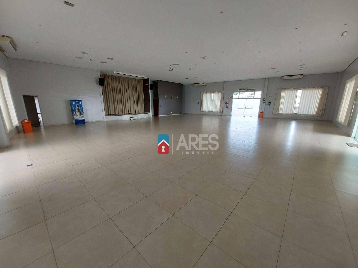 Casa de Condomínio à venda com 3 quartos, 396m² - Foto 24