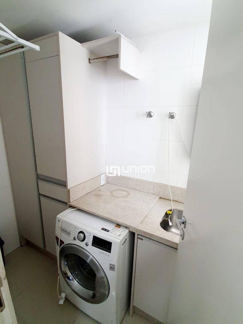 Apartamento à venda com 3 quartos, 106m² - Foto 19