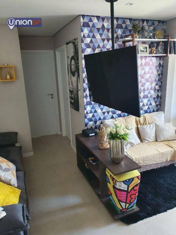 Apartamento à venda com 2 quartos, 58m² - Foto 4