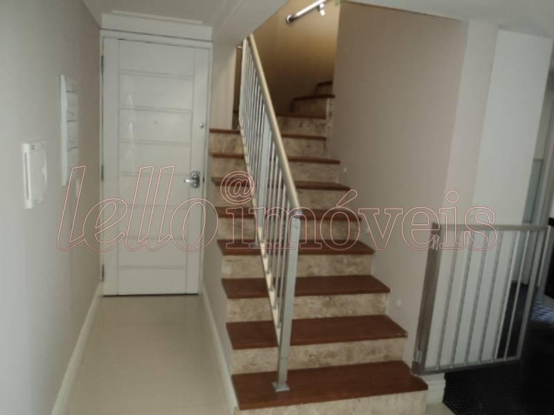 Cobertura, 3 quartos, 210 m² - Foto 2