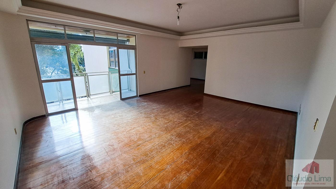 Apartamento à venda com 3 quartos, 126m² - Foto 1