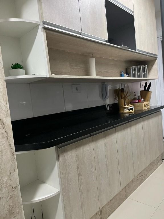 Apartamento à venda com 3 quartos, 65m² - Foto 4