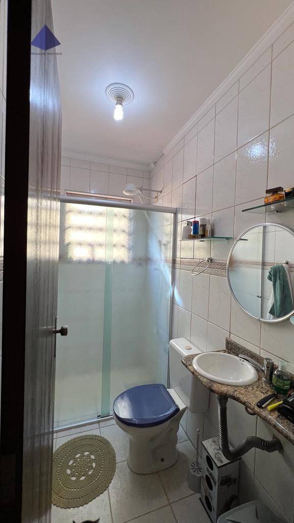 Sobrado à venda com 4 quartos, 250M2 - Foto 15