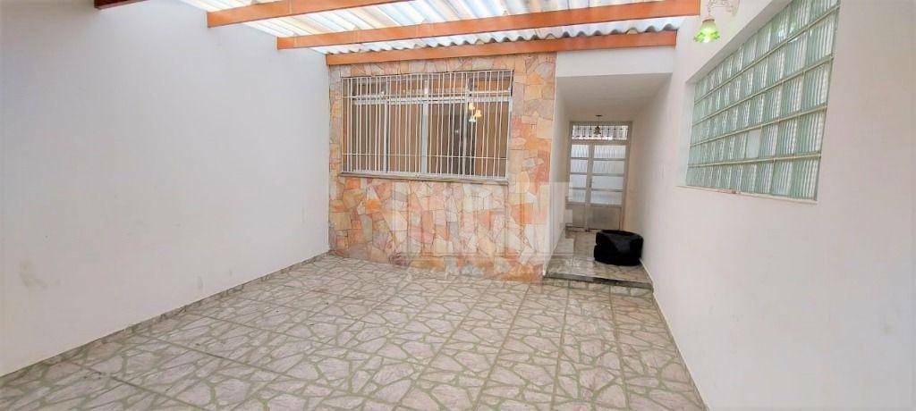 Sobrado à venda com 2 quartos, 129m² - Foto 1