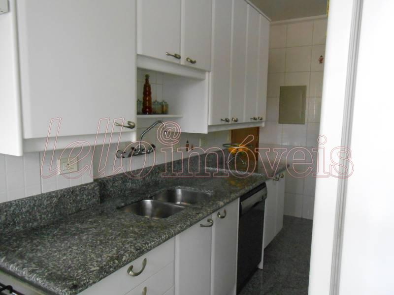 Apartamento para alugar com 3 quartos, 120m² - Foto 13