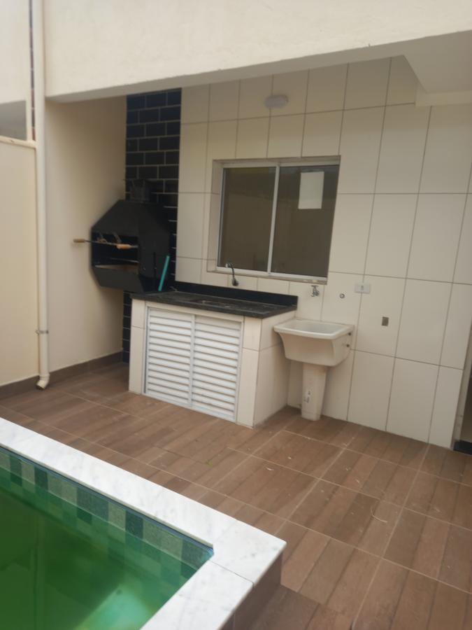 Casa à venda com 2 quartos, 40m² - Foto 23