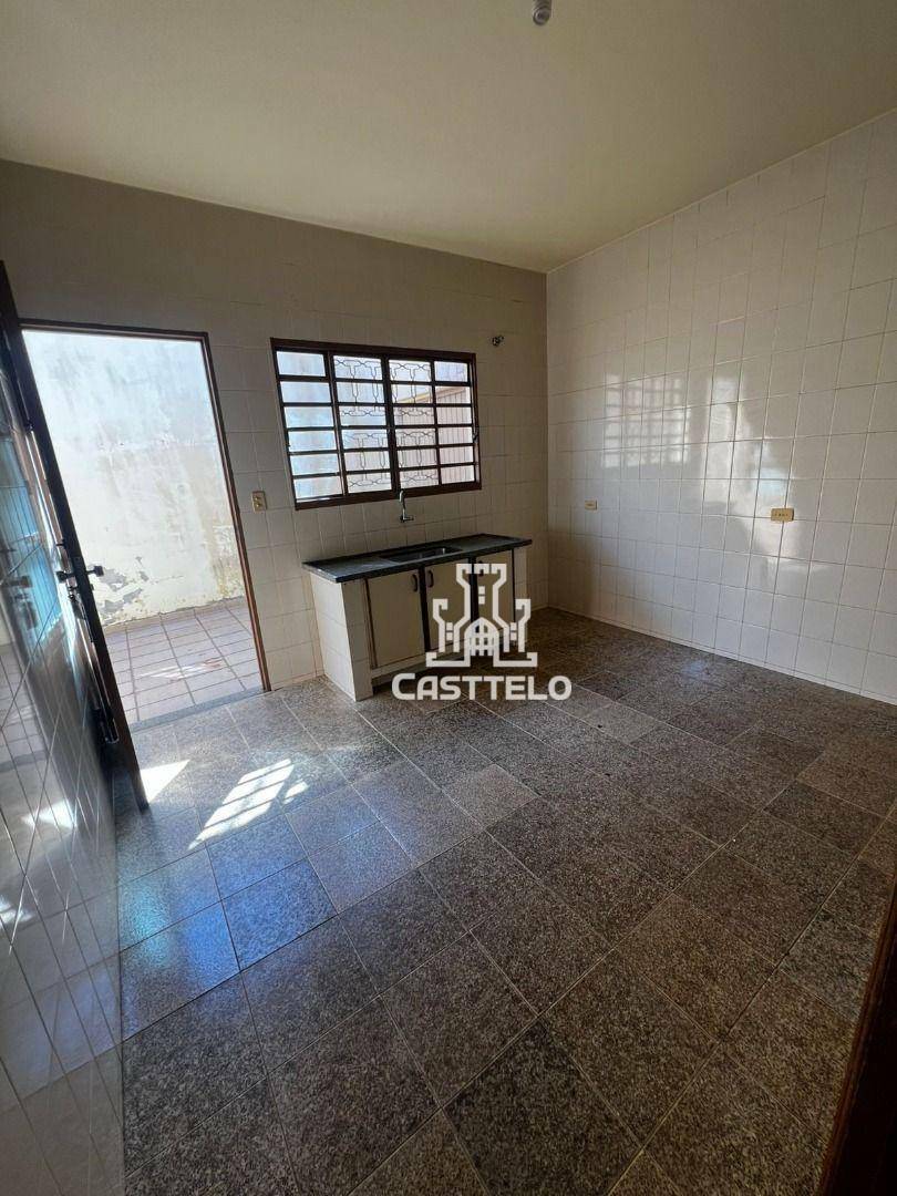 Casa para alugar com 3 quartos, 164m² - Foto 11