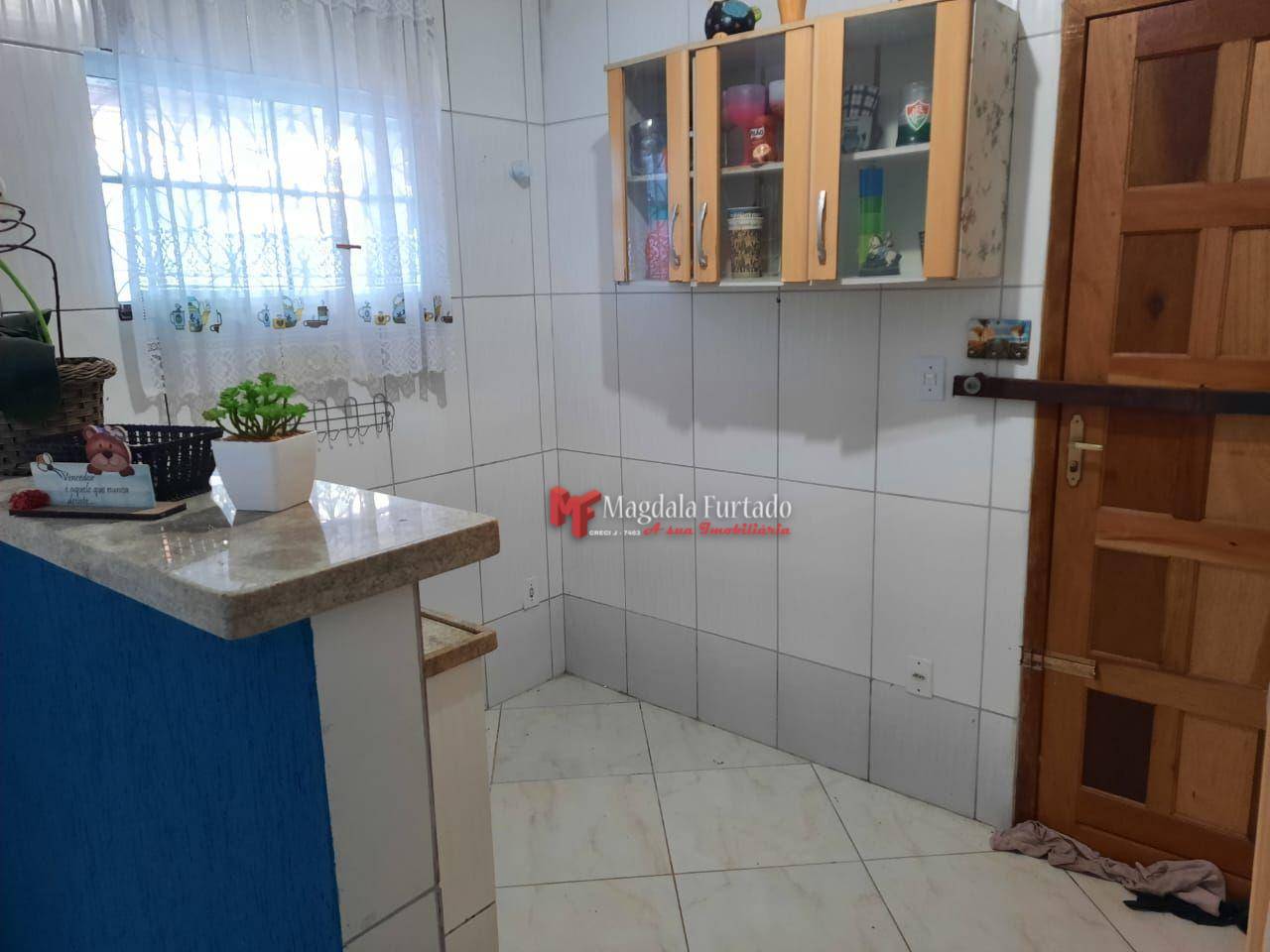 Casa à venda com 2 quartos, 54m² - Foto 12