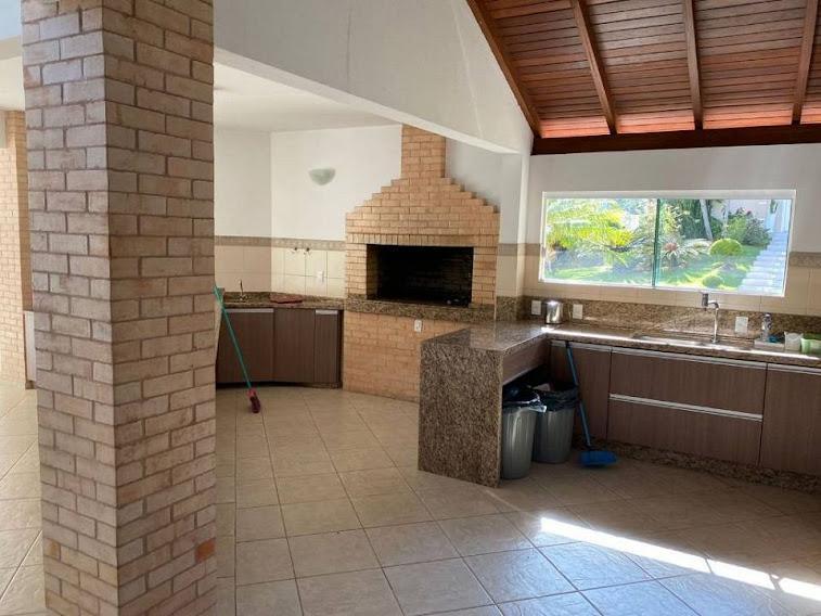 Casa de Condomínio à venda com 4 quartos, 400m² - Foto 29