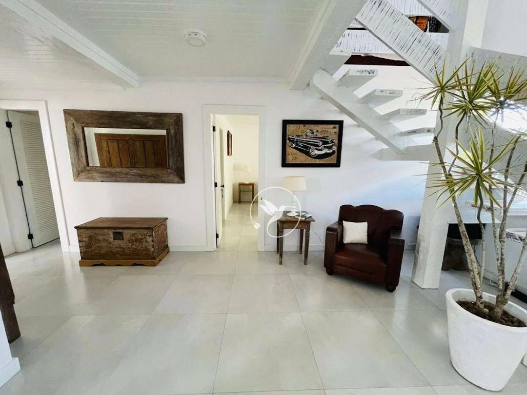 Casa à venda com 6 quartos, 400m² - Foto 6