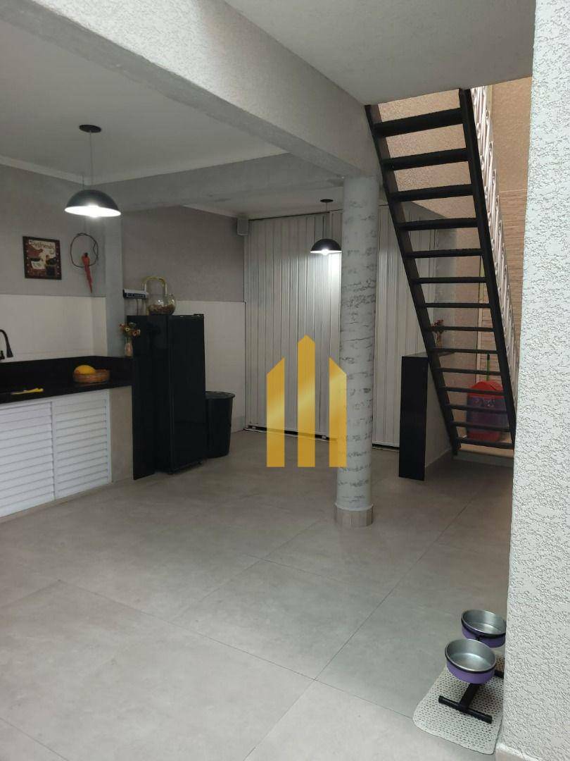 Sobrado à venda com 3 quartos, 205m² - Foto 40