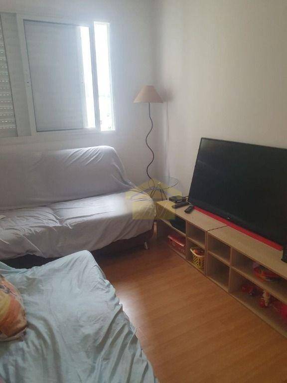 Apartamento à venda com 2 quartos, 70m² - Foto 7