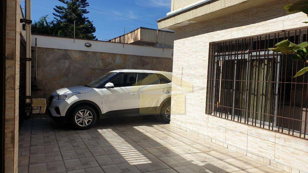 Casa à venda com 4 quartos, 194m² - Foto 17