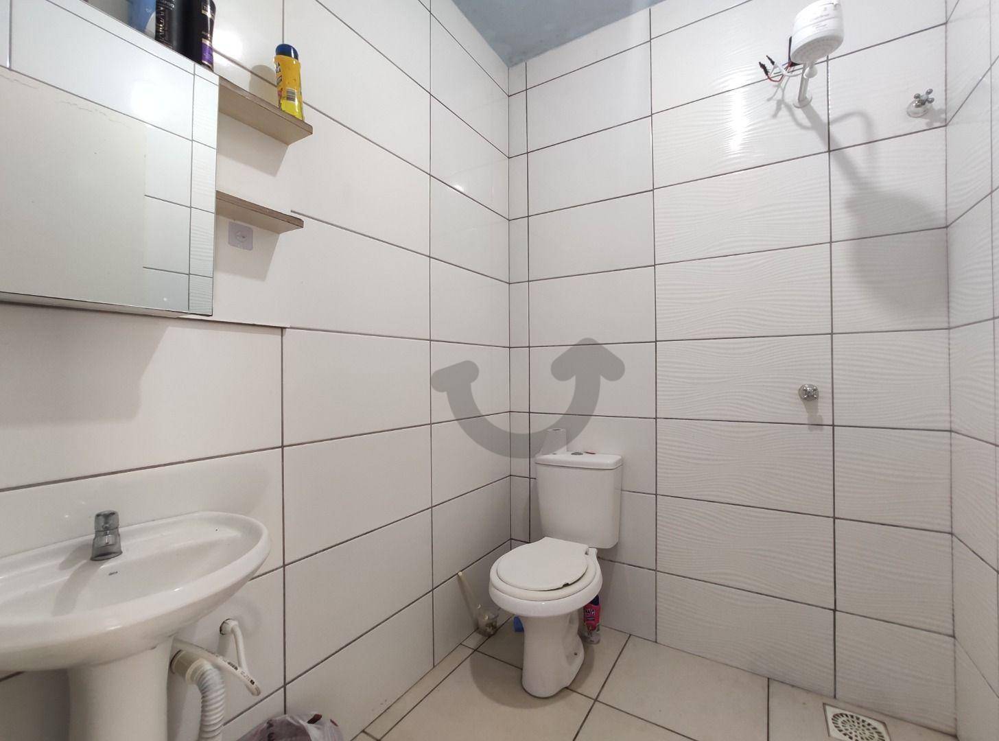 Casa à venda com 2 quartos, 59m² - Foto 9