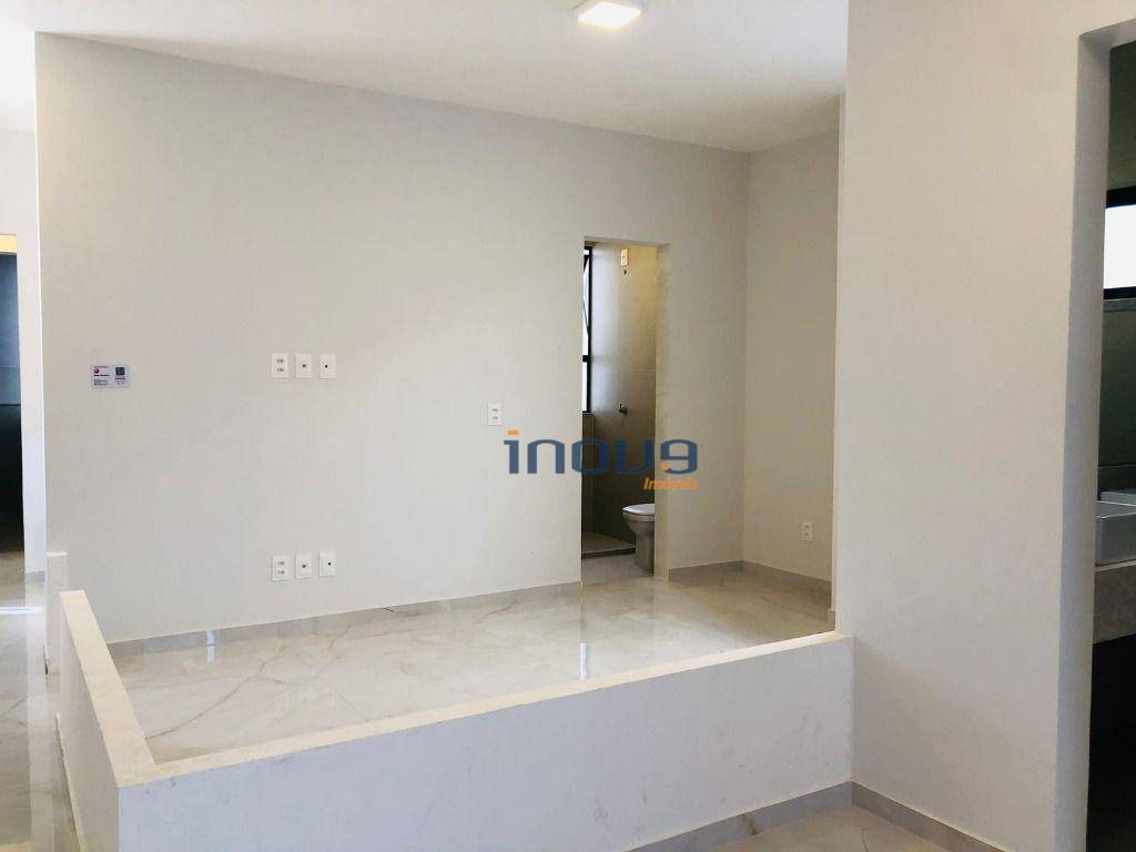 Casa à venda com 4 quartos, 144m² - Foto 20