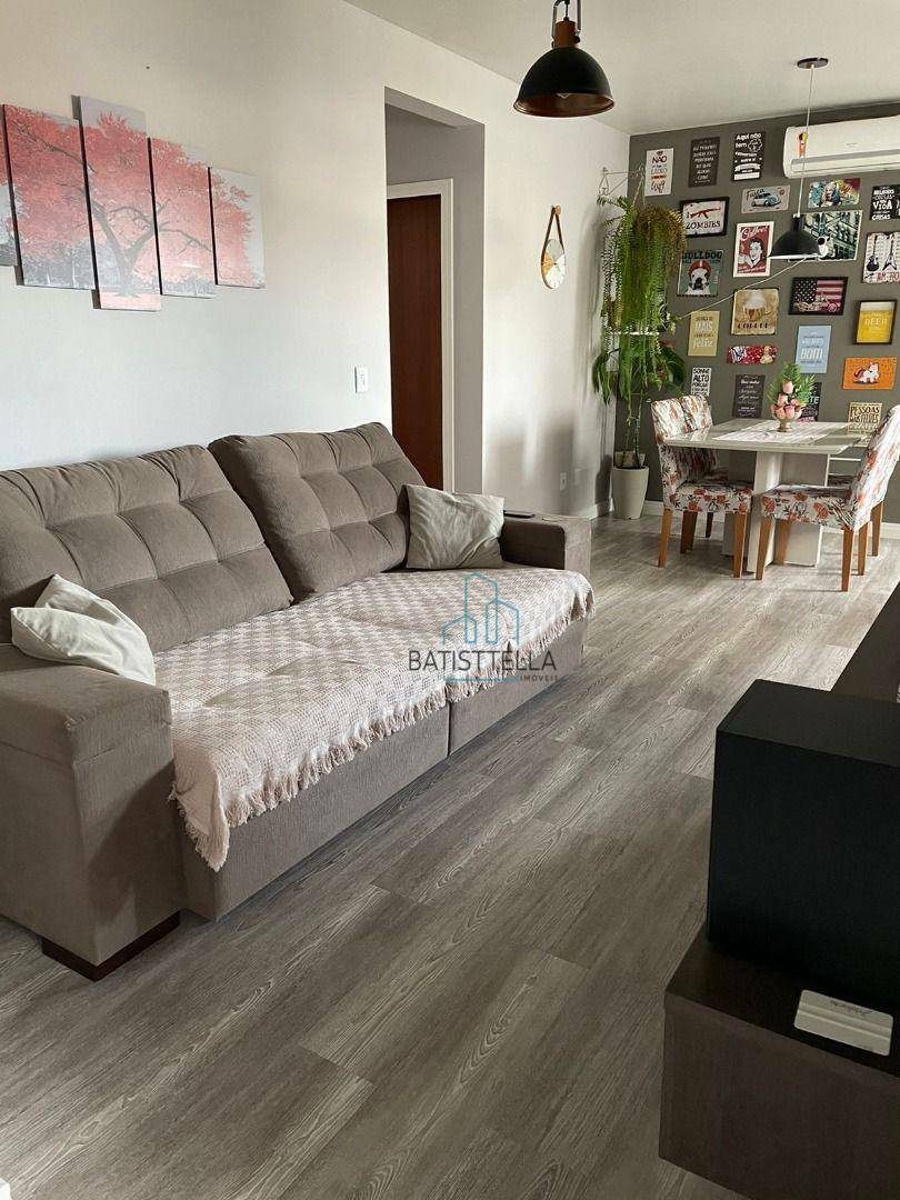 Apartamento à venda com 2 quartos, 70m² - Foto 12