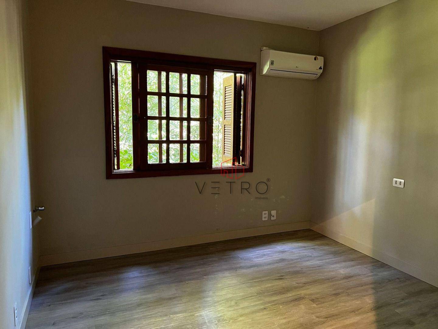 Casa à venda com 5 quartos, 550m² - Foto 10